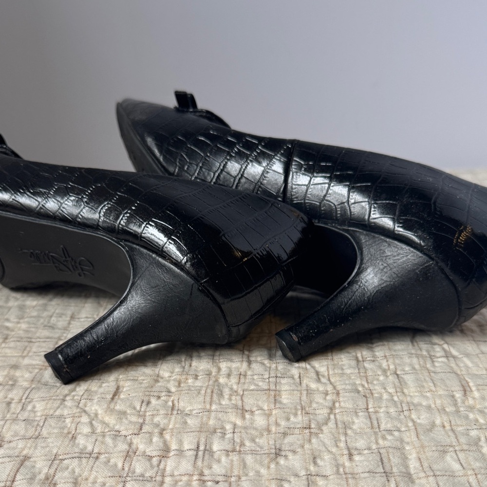 Black Life Stride Crocodile Pattern - image 11